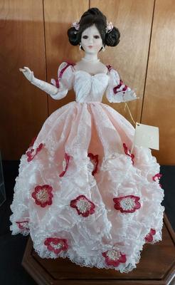 1994 SHIAO YEN MADAME DORCEY PORCELAIN DOLL