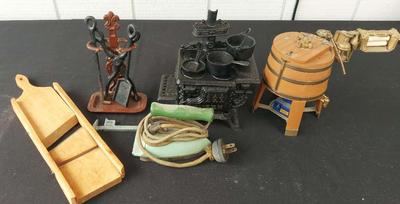 VINTAGE TOYS ACCESSORIES 