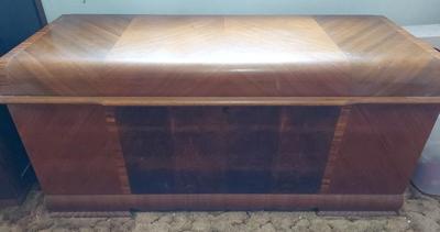 CEDAR CHEST BY LANE