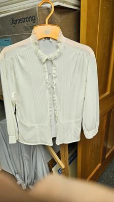 Sale Photo Thumbnail #323