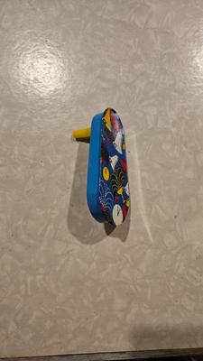 1950s 1960s lithograph party noise makers 30)