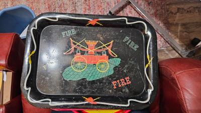 Sale Photo Thumbnail #545: Tv lap trays 1950s 3)