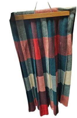 1950s woman s green and red plaid skirt
