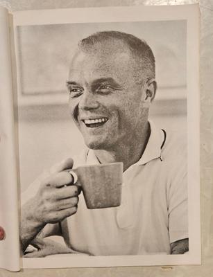 Project mercury john glenn unique booklet from employee at nasa 5)