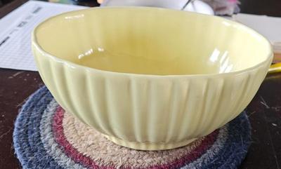 Ceramics circa 1920s 1930s haeger ribbed yellow 4020 bowl