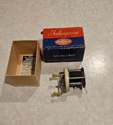 Fishing reel 1952 shakespeare direct drive 1900 model fj 3)