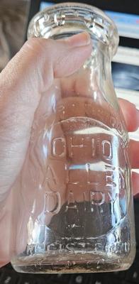 1920 1960 ohio valley dairy upg 51 universal glass products 1)
