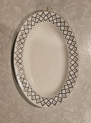 Ceramics Mid 1900s Edwin Knowles Hostess Platinum Diamond Small Platter