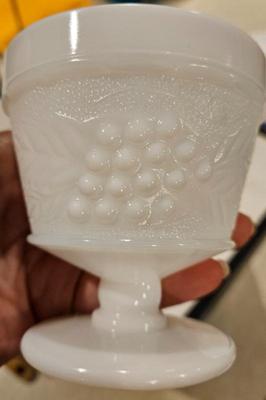 Glass depression glass milk glass 8)