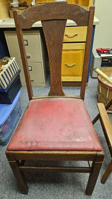Early 1900s quarter sawn oak chairs 2)