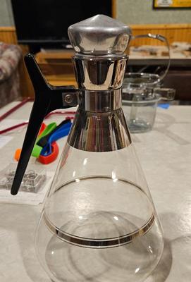 Glass 1950s inland glassworks coffee carafe
