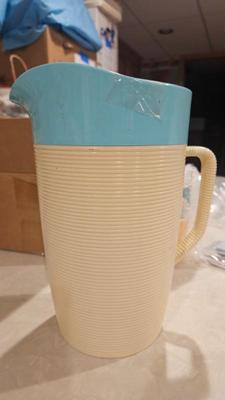 Sale Photo Thumbnail #682: Picnic 1950s raffia ware by thermo temp pitcher plates and glasses 1)