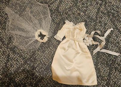 Sale Photo Thumbnail #1219: Outfit 18 wedding dress with veil and bouquet