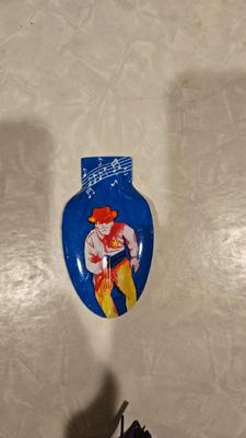1950s 1960s lithograph party noise makers 22)
