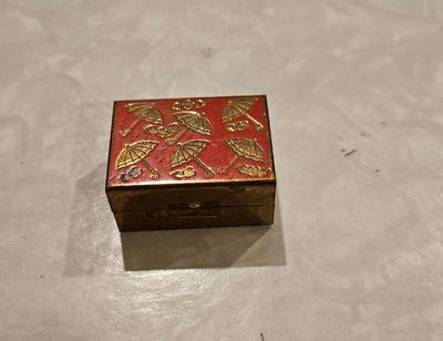 Enamel ware mcm enamel pill box 2)