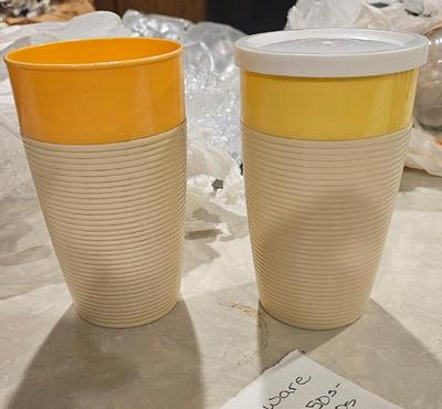Picnic 1950s raffia ware by thermo temp pitcher plates and glasses 3)