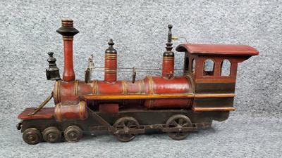 Vintage leonardo luna toy train with conductor