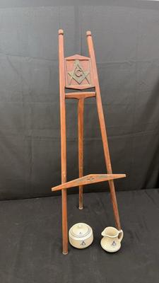 Masonic Items | Lectern Easel and a Creamer & Sugar Set All with Mason’s Logo