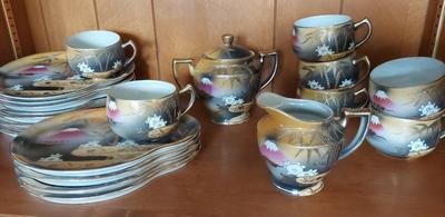 1950s JAPANESE HAND PAINTED DISHES, SNACK PLATES, AND CUPS