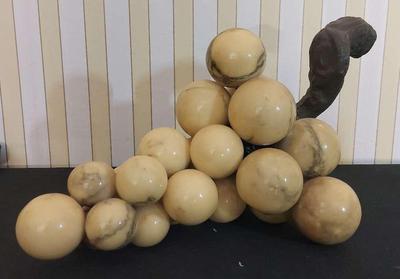 MCM ITALIAN ALABASTER GRAPE CLUSTER