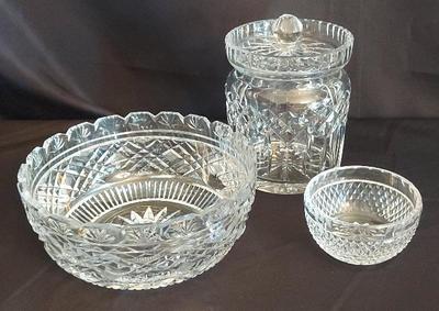 SPARKLING WATERFORD CRYSTAL LISMORE BISCUIT BARREL AND TWO CUT GLASS BOWLS