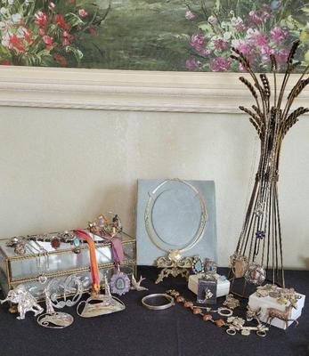 STERLING SILVER JEWLERY PIECES  