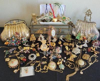 NICE COSTUME JEWELRY WITH GOLD AND STERLING SILVER PIECES 