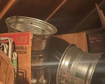 Estate sale photo