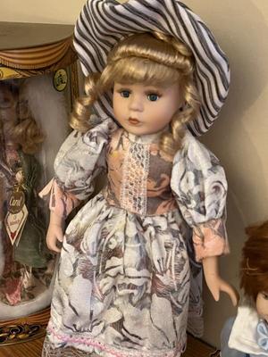 Sale Photo Thumbnail #396