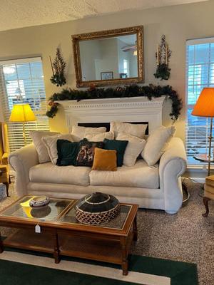 Sale Photo Thumbnail #164