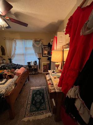 Sale Photo Thumbnail #373