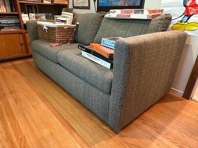 Sale Photo Thumbnail #381