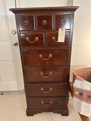 Sale Photo Thumbnail #115