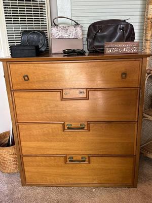 Sale Photo Thumbnail #264