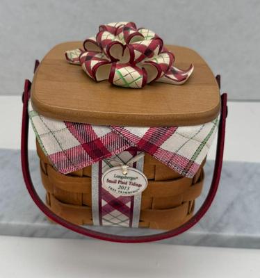 Christmas Longaberger 2013 Tree Trimming "Small Plaid Tidings" Combo Basket