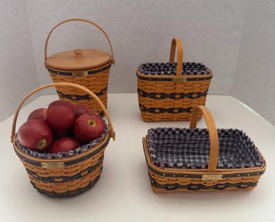 Lot (4) Longaberger Collector's Club Mini Baskets -- 1998, 2000, 2000-2001, 2001