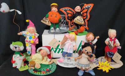 SUPER CUTE ANNALEE DOLL LOT