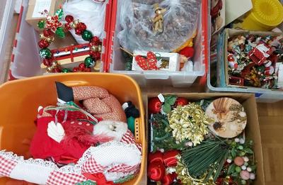 CHRISTMAS MYSTERY LOT #2