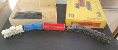 VINTAGE SEARS ALLSTATE ELECTRIC TRAIN SET