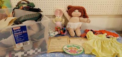 CABBAGE PATCH KID AND MYSTERY DOLLIE BOX 