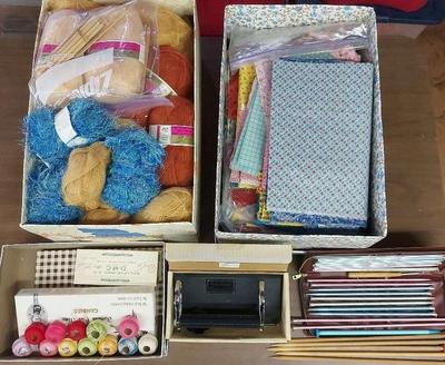 PULLEN PLEATER AND KNITTING SUPPLIES LOT