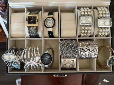 Sale Photo Thumbnail #225