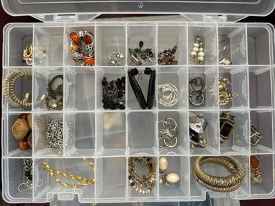Sale Photo Thumbnail #287