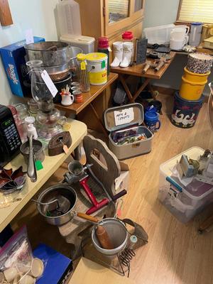 Estate sale photo