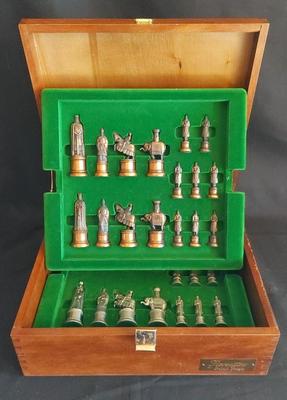 "GALANT KNIGHT" CHESS PIECES BY FLORENTINE