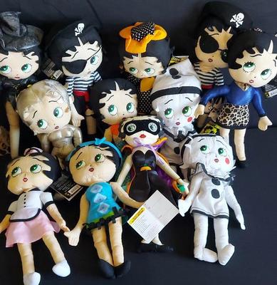A DOZEN BETTY BOOP KELLYTOY HALLOWEEN SERIES