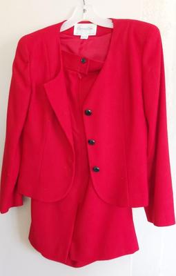VINTAGE CHRISTIAN DIOR RED SKIRT SUIT SIZE 8