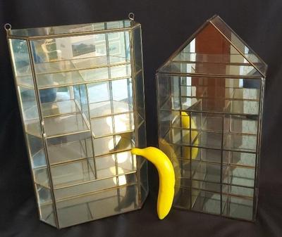 GLASS MIRROR DISPLAY CASES