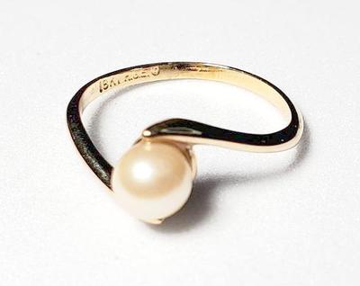 18k gold pearl ring