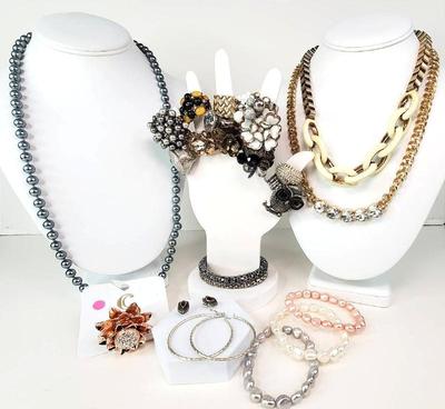 Costume jewelry statement pieces